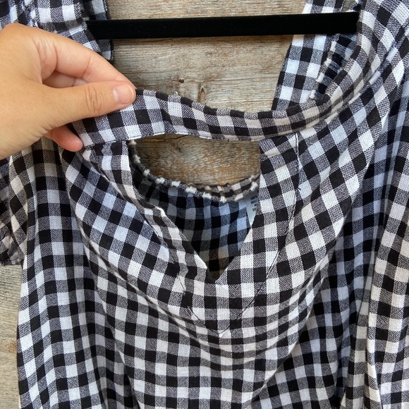 Dizzy Lizzy crop plaid off the shoulder top size medium - Picture 3 of 6